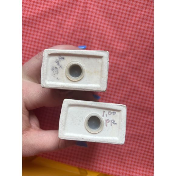 Vintage Salt and Pepper Shakers - Picture 3 of 3